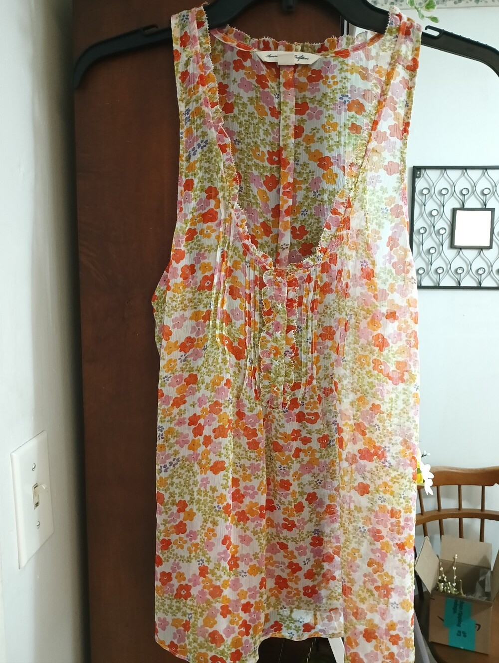 Like New American Eagle Floral Print Ruffle Button  Tank Top (XS/2)